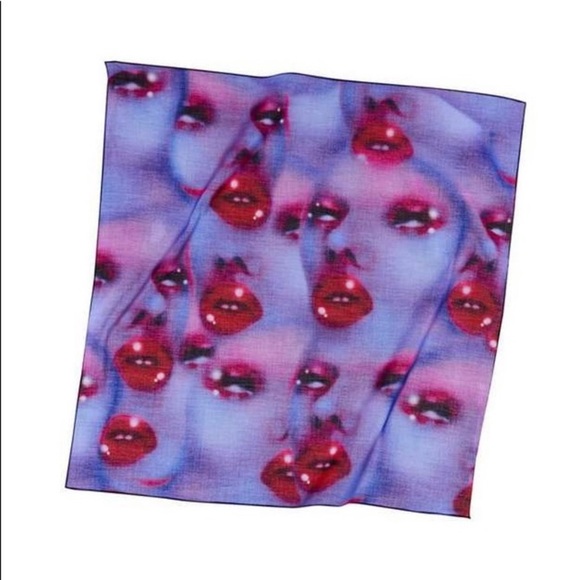 Marc Jacobs FACES Bandana Face Print Scarf HEAVEN - Picture 3 of 5